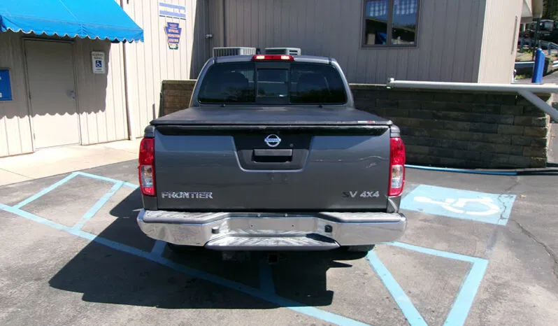 
								NISSAN FRONTIER SV CREW CAB full									