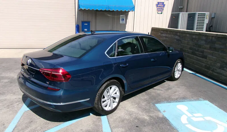 
								VOLKSWAGEN PASSAT SE full									