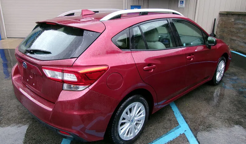 
								SUBARU IMPREZA PREMIUM full									