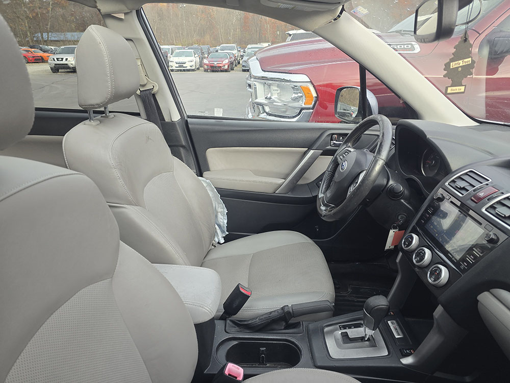 
								SUBARU FORESTER LIMITED full									