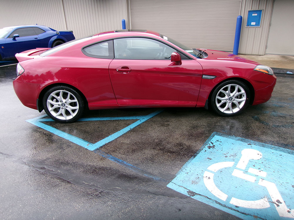 
								HYUNDAI TIBURON GT full									