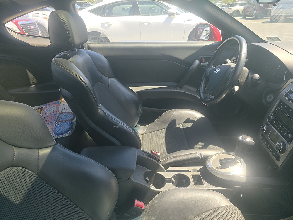 
								HYUNDAI TIBURON GT full									