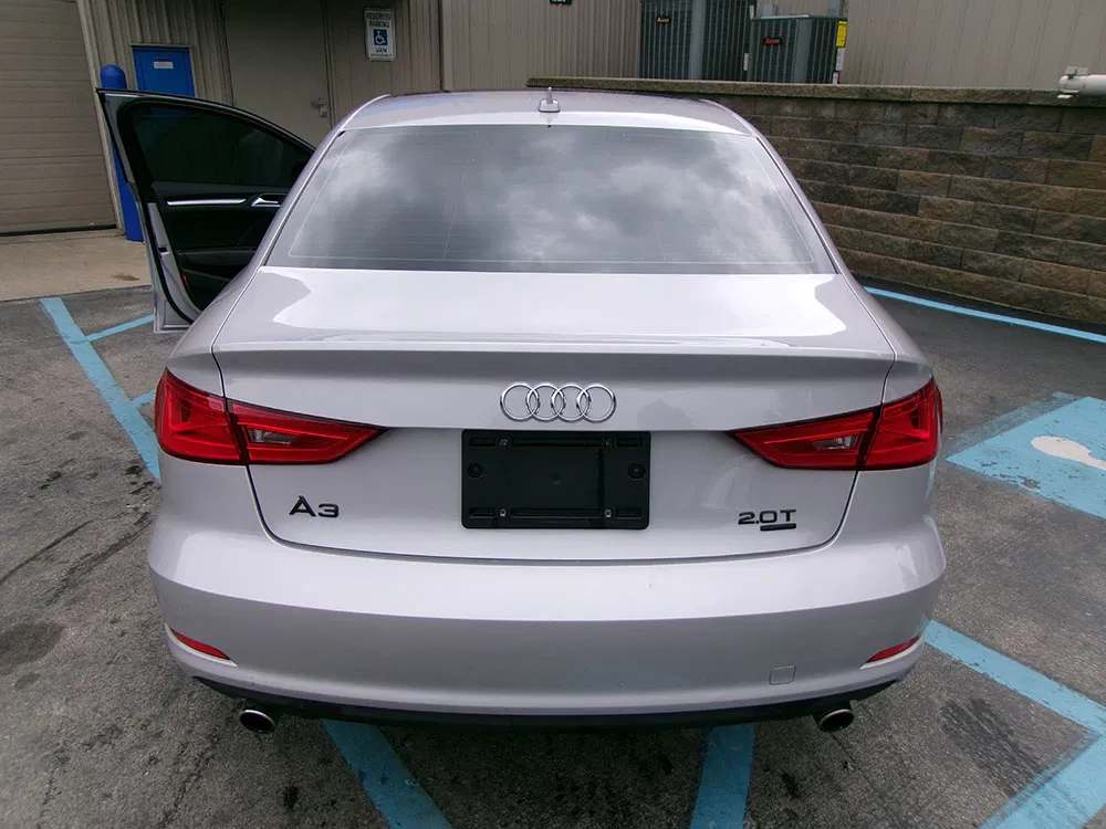 
								AUDI A3 PREMIUM PLUS full									