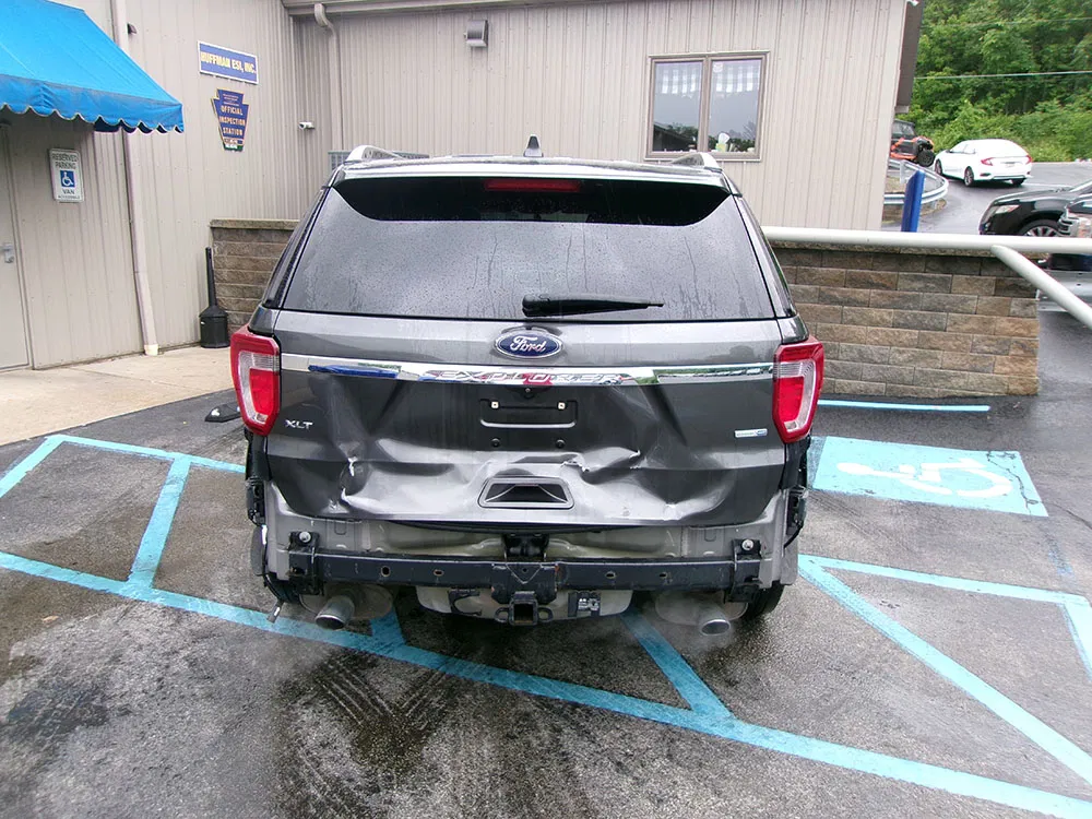 
								FORD EXPLORER XLT full									