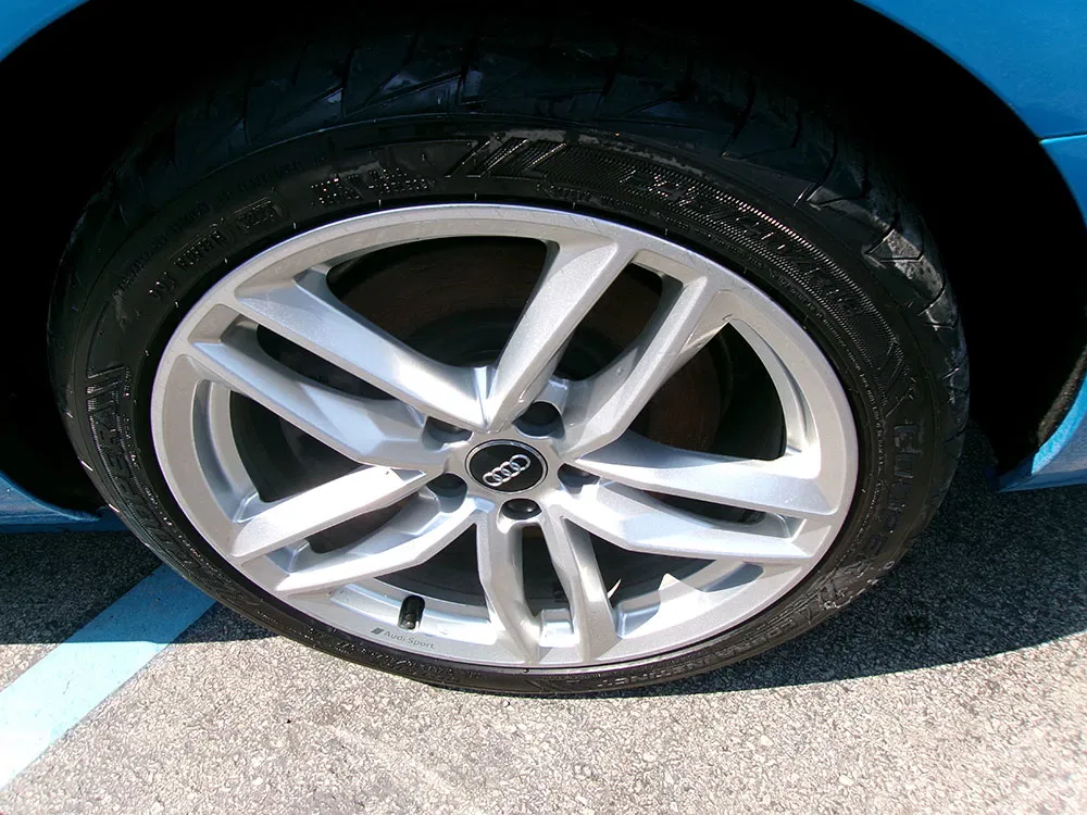 
								AUDI A4 PREMIUM full									