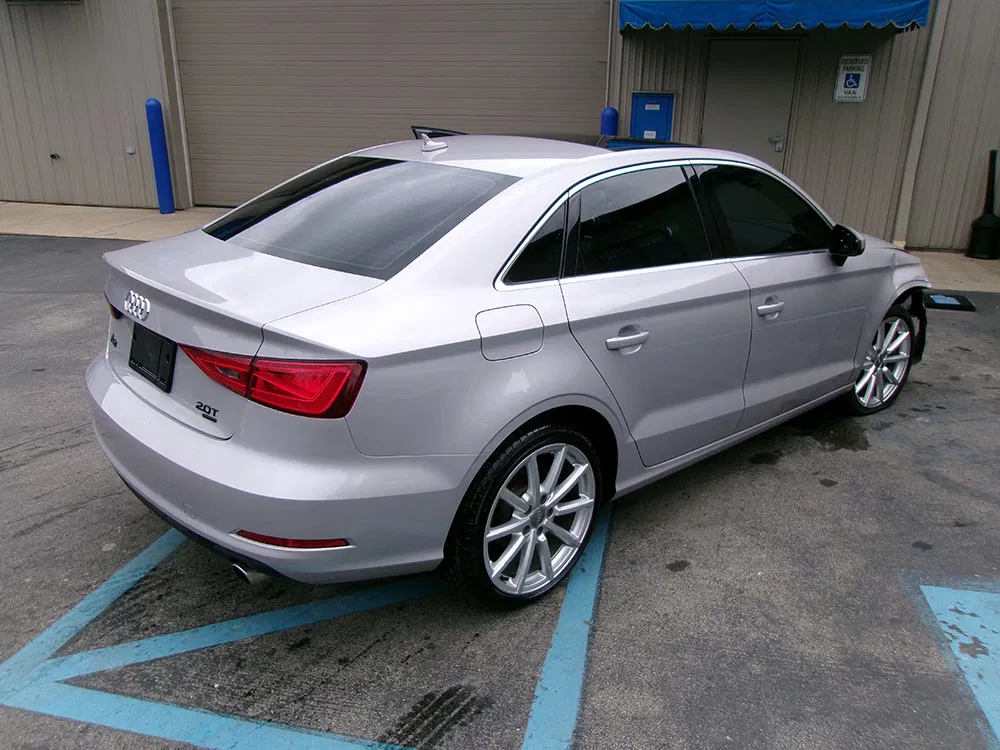 
								AUDI A3 PREMIUM PLUS full									