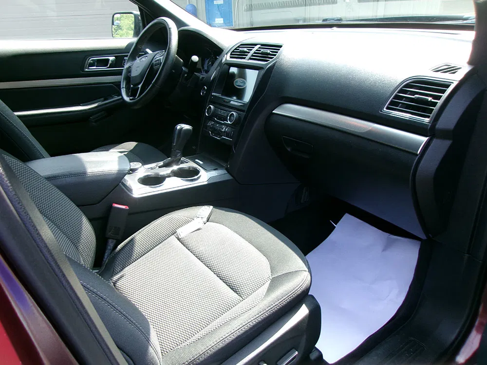 
								FORD EXPLORER XLT full									