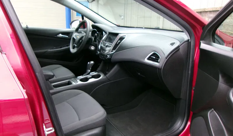 
								CHEVROLET CRUZE LT full									