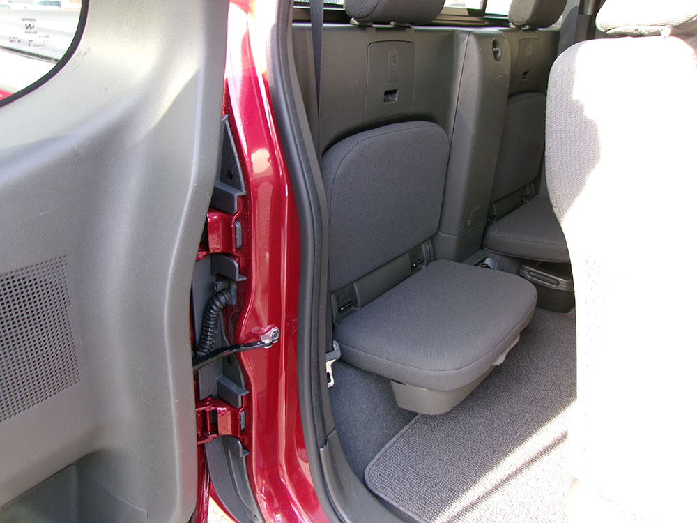 
								NISSAN FRONTIER SV KING CAB full									