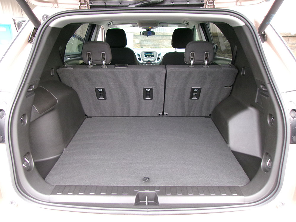 
								CHEVROLET EQUINOX LT full									