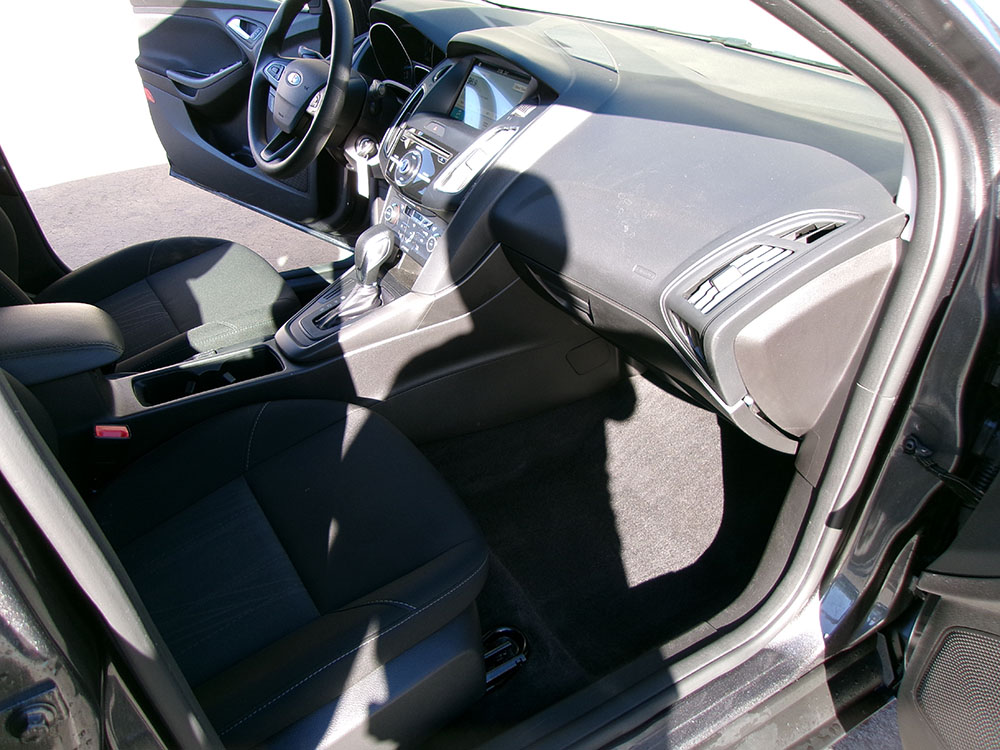 
								FORD FOCUS SEL full									