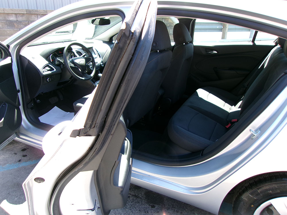 
								CHEVROLET CRUZE LS full									