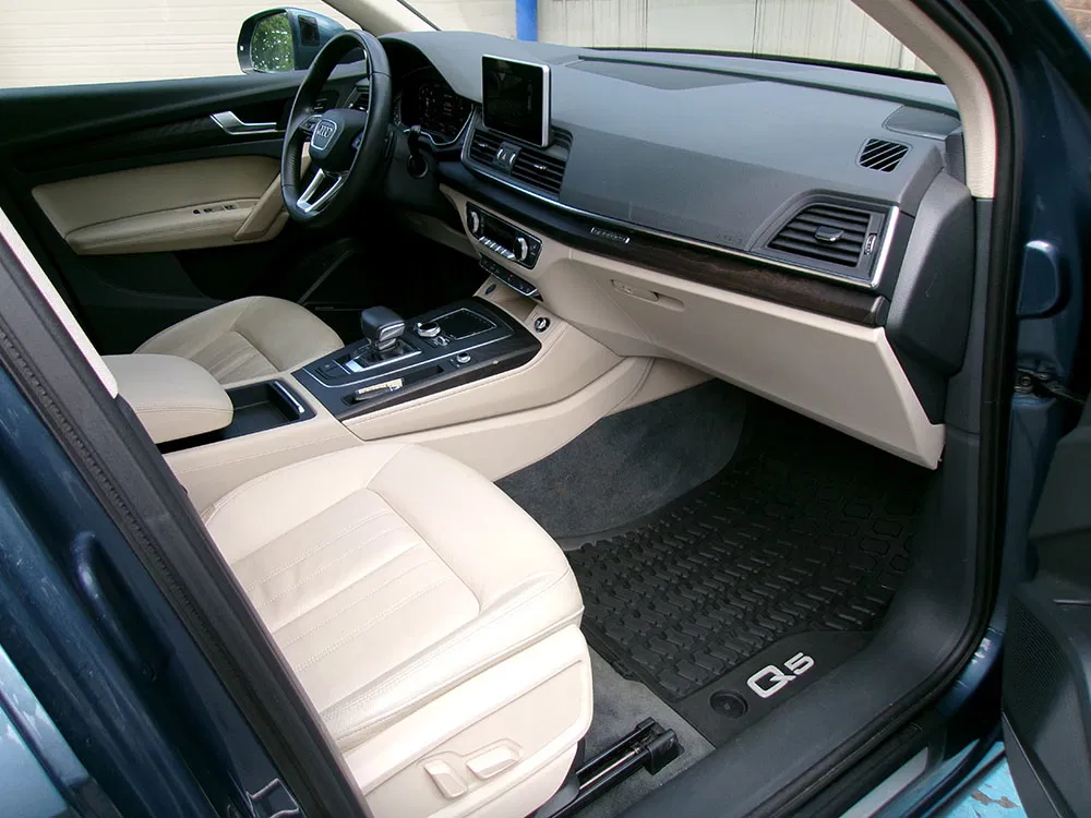 
								AUDI Q5 PRESTIGE full									