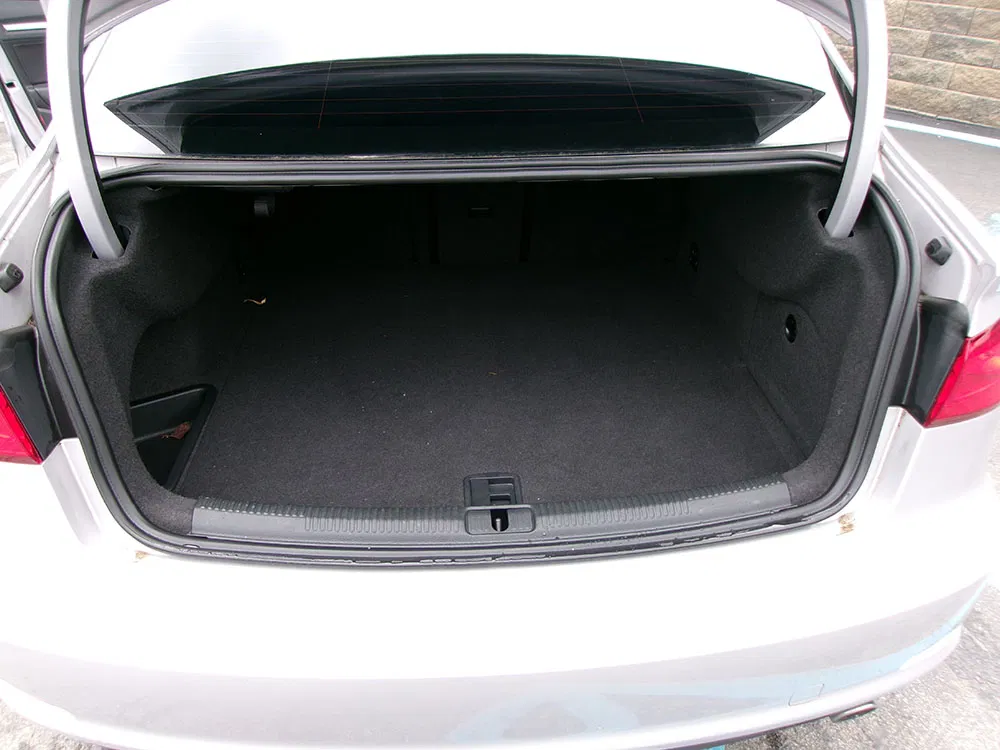 
								AUDI A3 PREMIUM PLUS full									