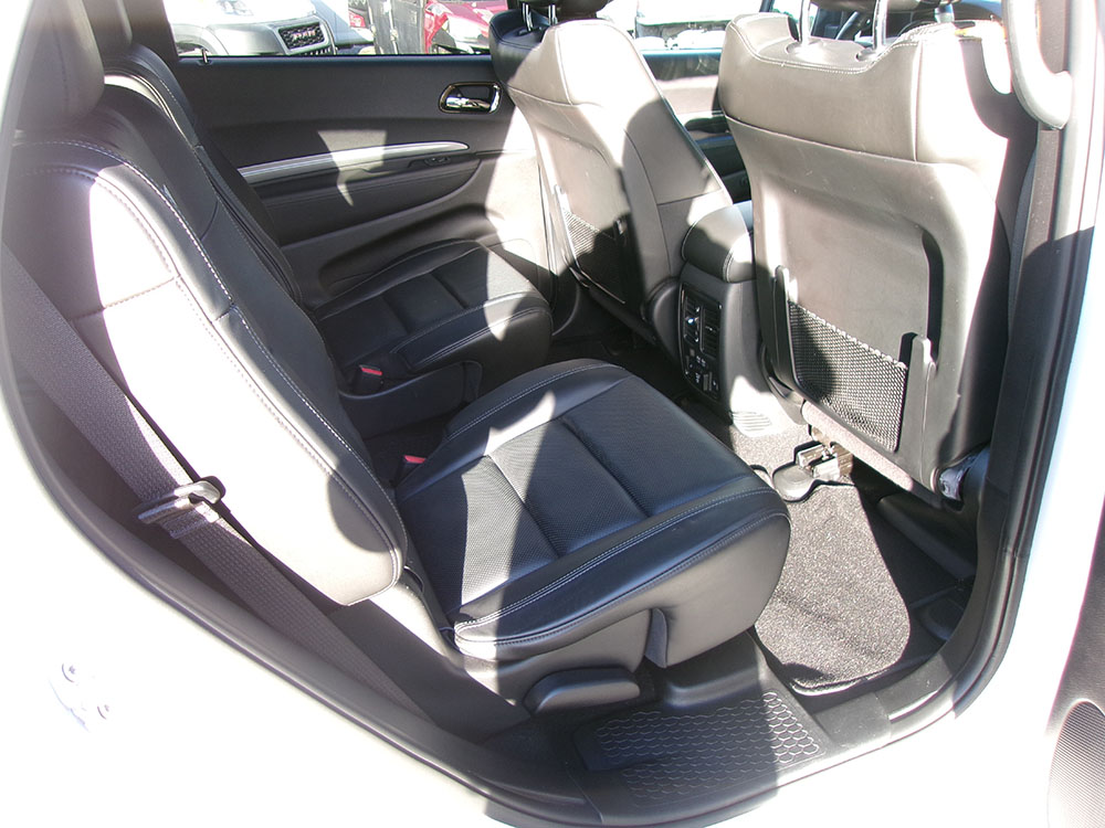 
								DODGE DURANGO R/T full									