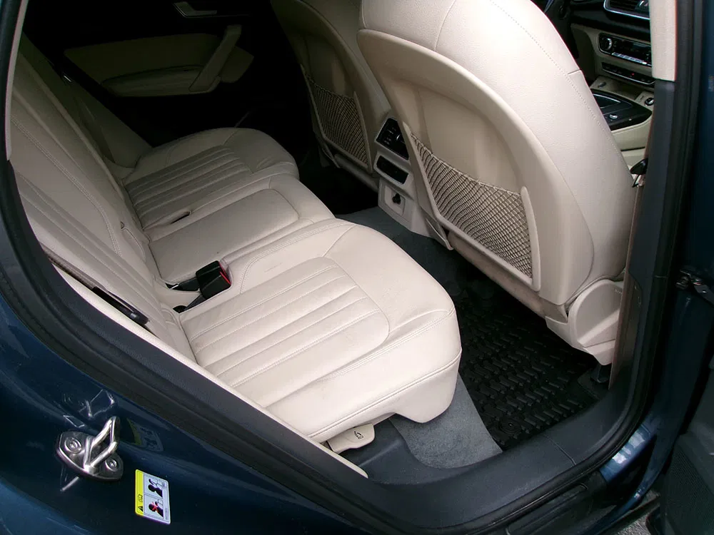 
								AUDI Q5 PRESTIGE full									