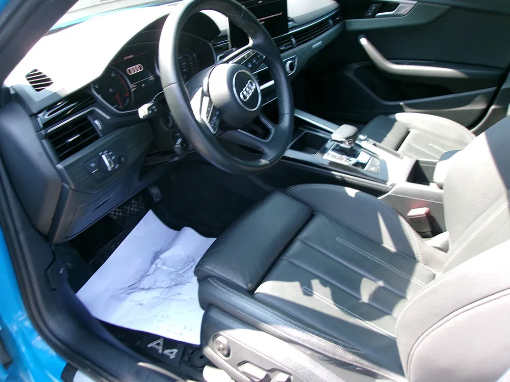 
								AUDI A4 PREMIUM full									