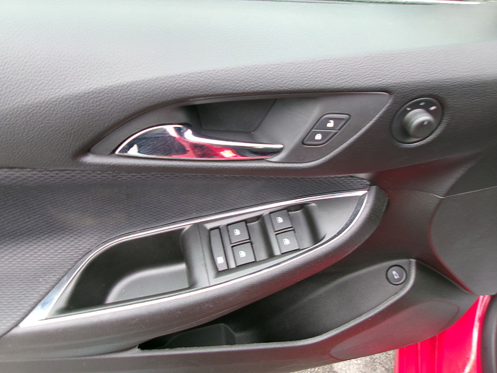 
								CHEVROLET CRUZE LT full									
