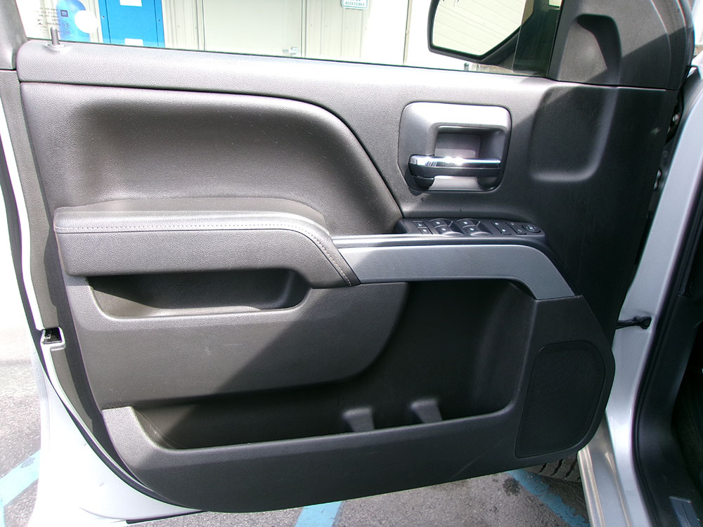 
								CHEVROLET SILVERADO 1500 2LT CREW CAB full									