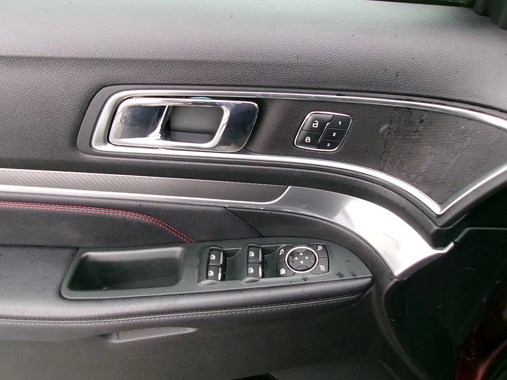 
								FORD EXPLORER SPORT full									
