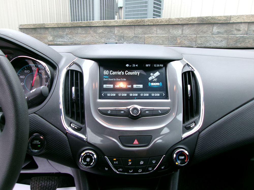 
								CHEVROLET CRUZE LT full									