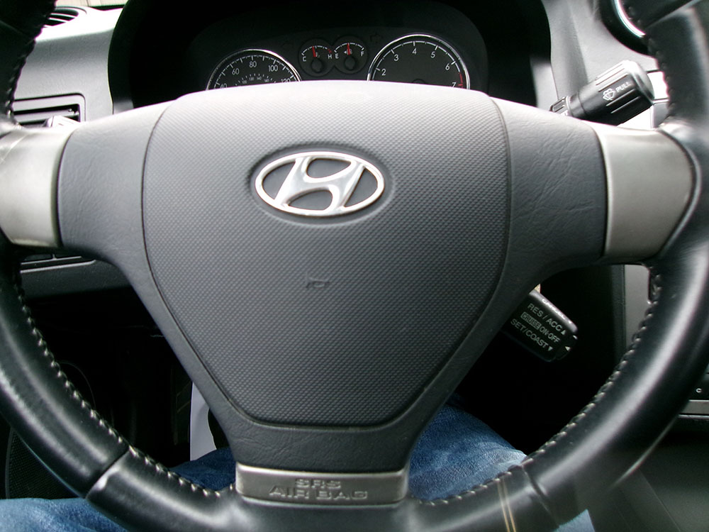 
								HYUNDAI TIBURON GT full									