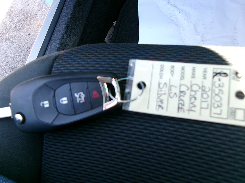 
								CHEVROLET CRUZE LS full									