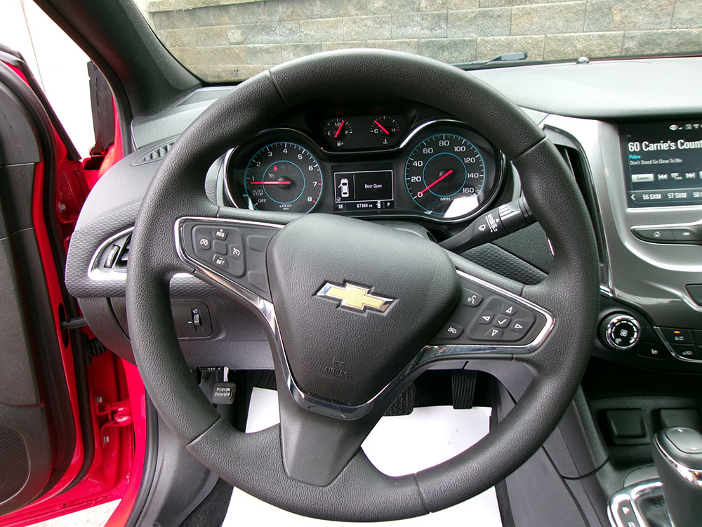 
								CHEVROLET CRUZE LT full									