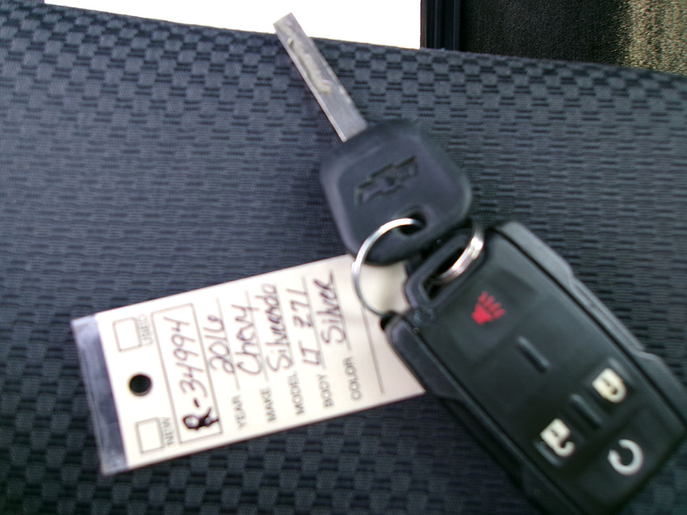 
								CHEVROLET SILVERADO 1500 2LT CREW CAB full									