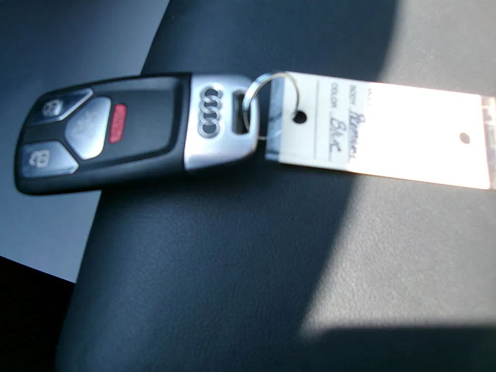 
								AUDI A4 PREMIUM full									