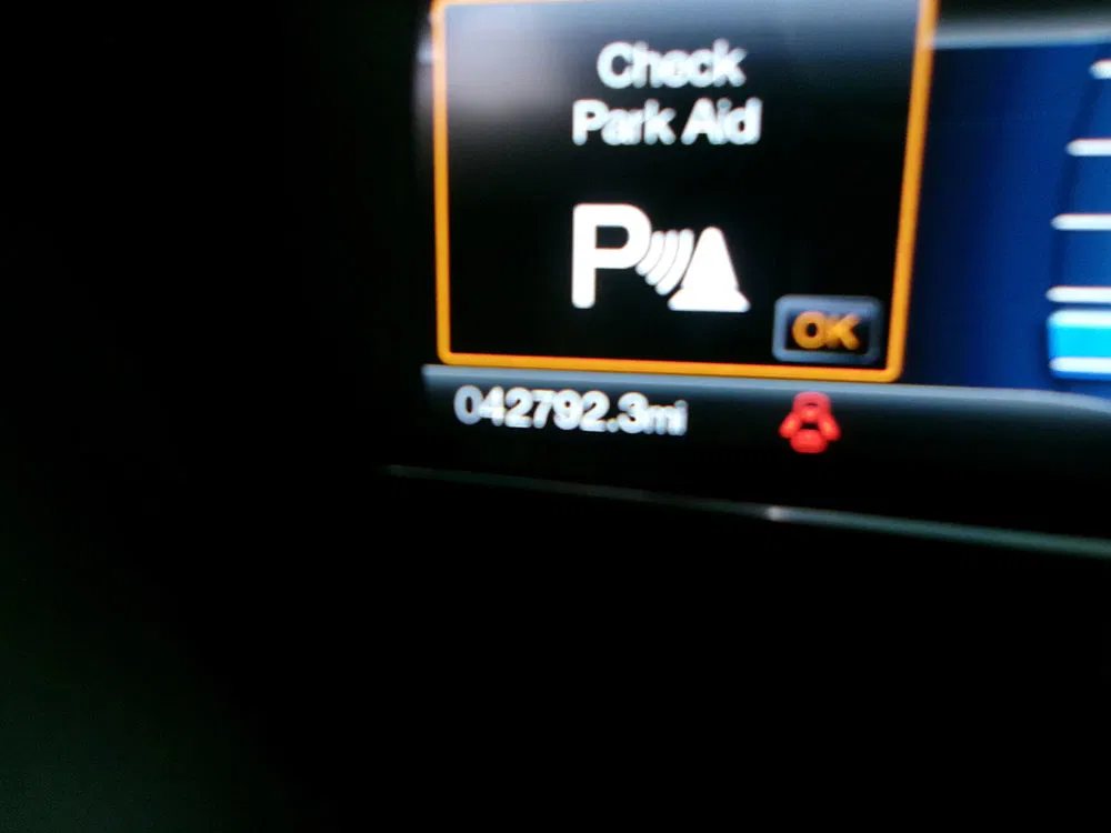 
								FORD EXPLORER SPORT full									