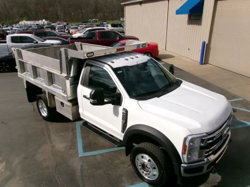 2024 Ford F-450 Super Duty Chassis Cab XLT's photo