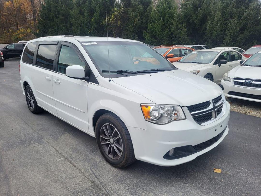 
								DODGE GRAND CARAVAN SXT full									