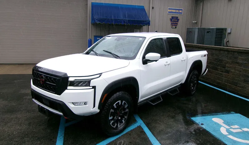 
								NISSAN FRONTIER PRO-4X CREW CAB full									