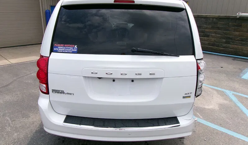 
								DODGE GRAND CARAVAN SXT full									