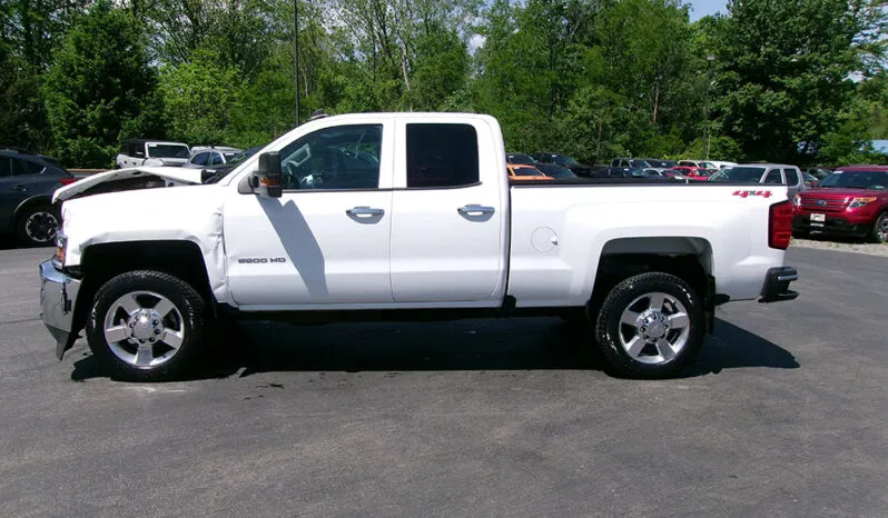 
								CHEVROLET SILVERADO 2500 HD EX CAB full									