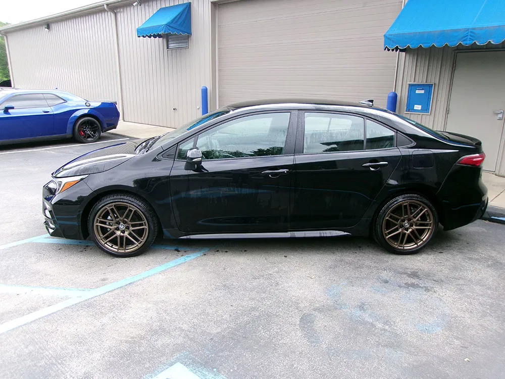 
								TOYOTA COROLLA NIGHT SHADE full									