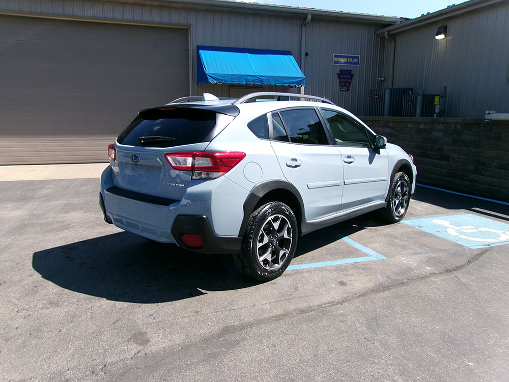 
								SUBARU CROSSTREK PREMIUM full									