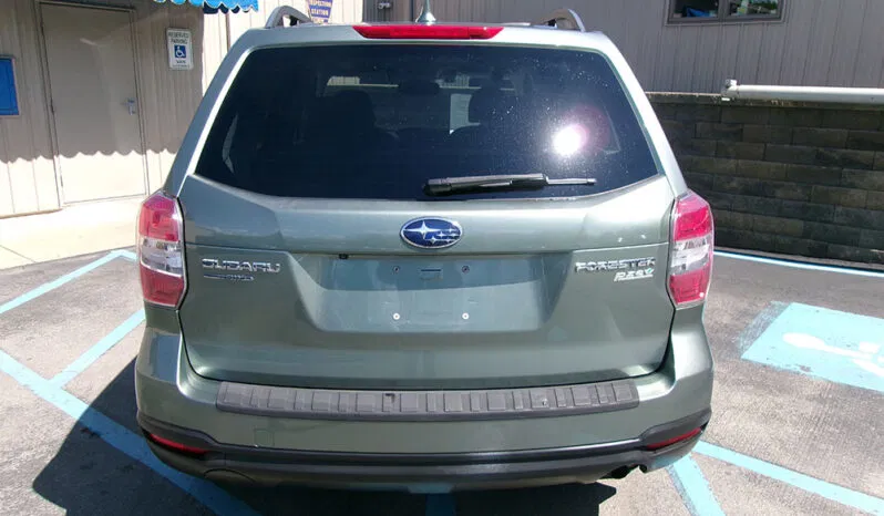 
								SUBARU FORESTER PREMIUM full									
