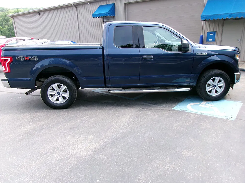 
								FORD F-150 XLT SUPER CAB full									