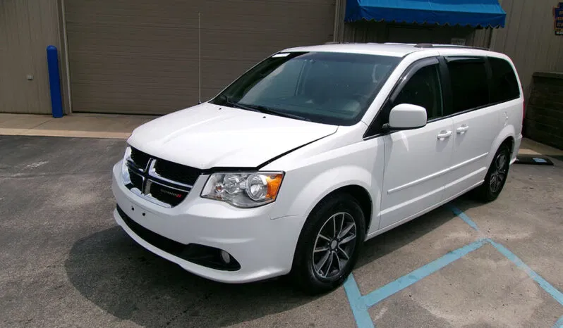 
								DODGE GRAND CARAVAN SXT full									