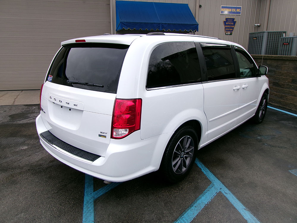 
								DODGE GRAND CARAVAN SXT full									