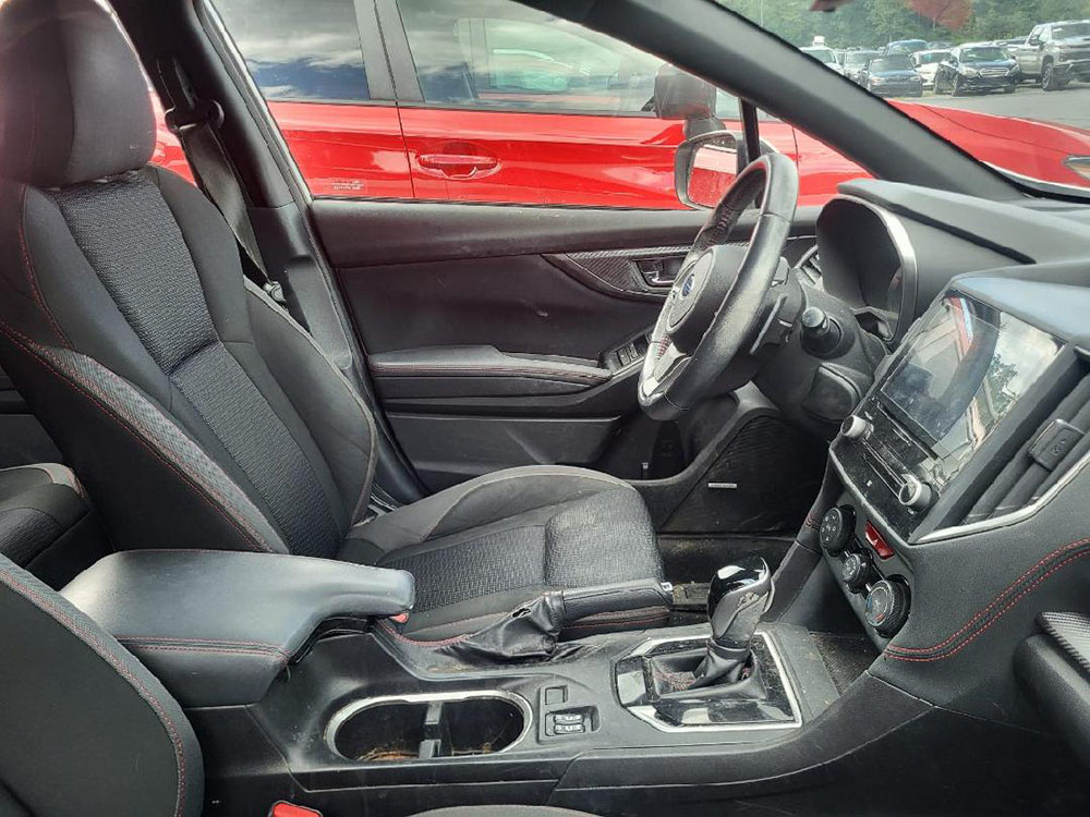 
								SUBARU IMPREZA SPORT full									