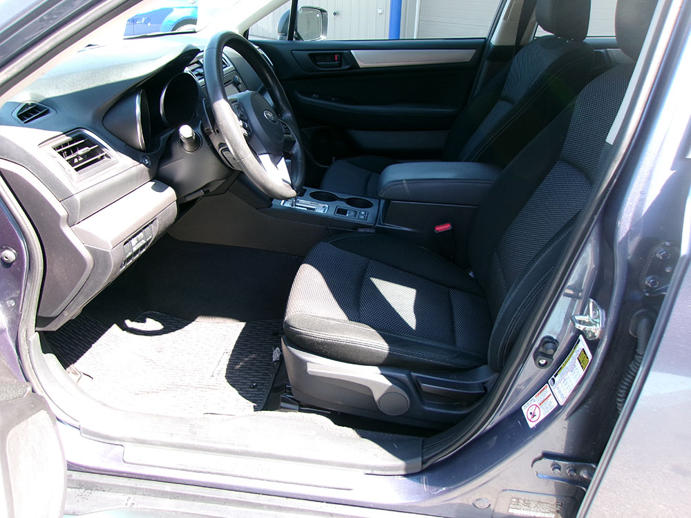 
								SUBARU OUTBACK full									