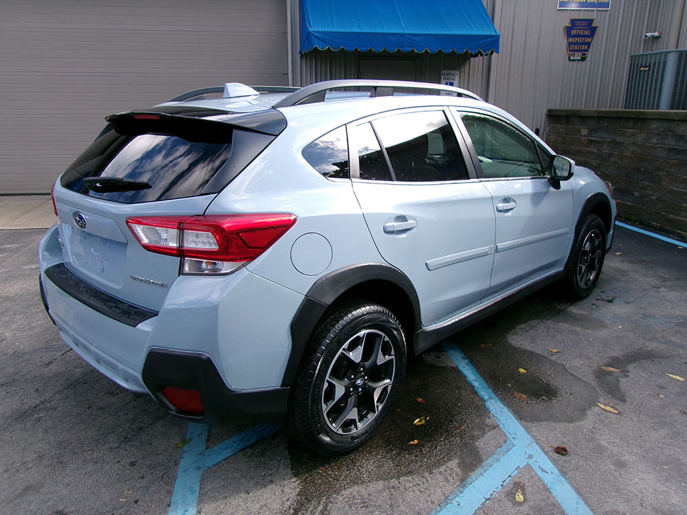 
								SUBARU CROSSTREK PREMIUM full									