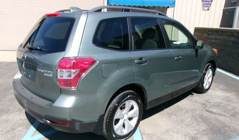 
								SUBARU FORESTER PREMIUM full									