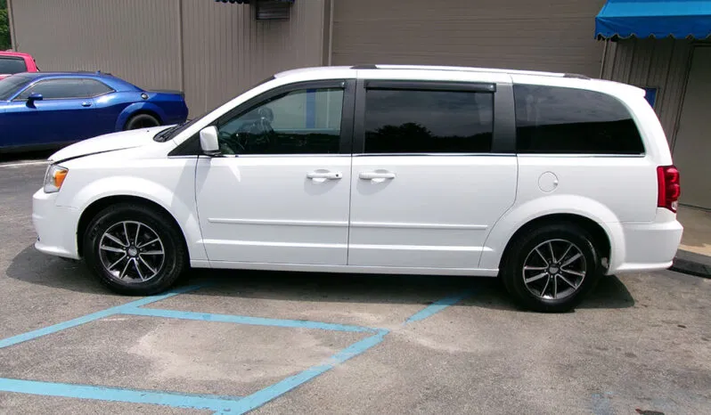 
								DODGE GRAND CARAVAN SXT full									