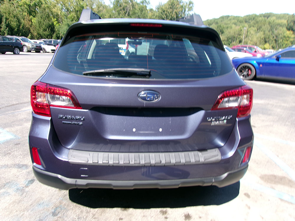 
								SUBARU OUTBACK full									