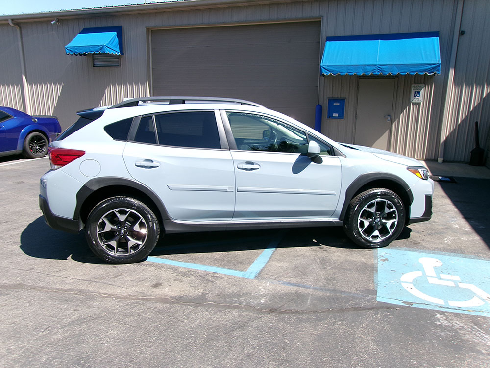 
								SUBARU CROSSTREK PREMIUM full									