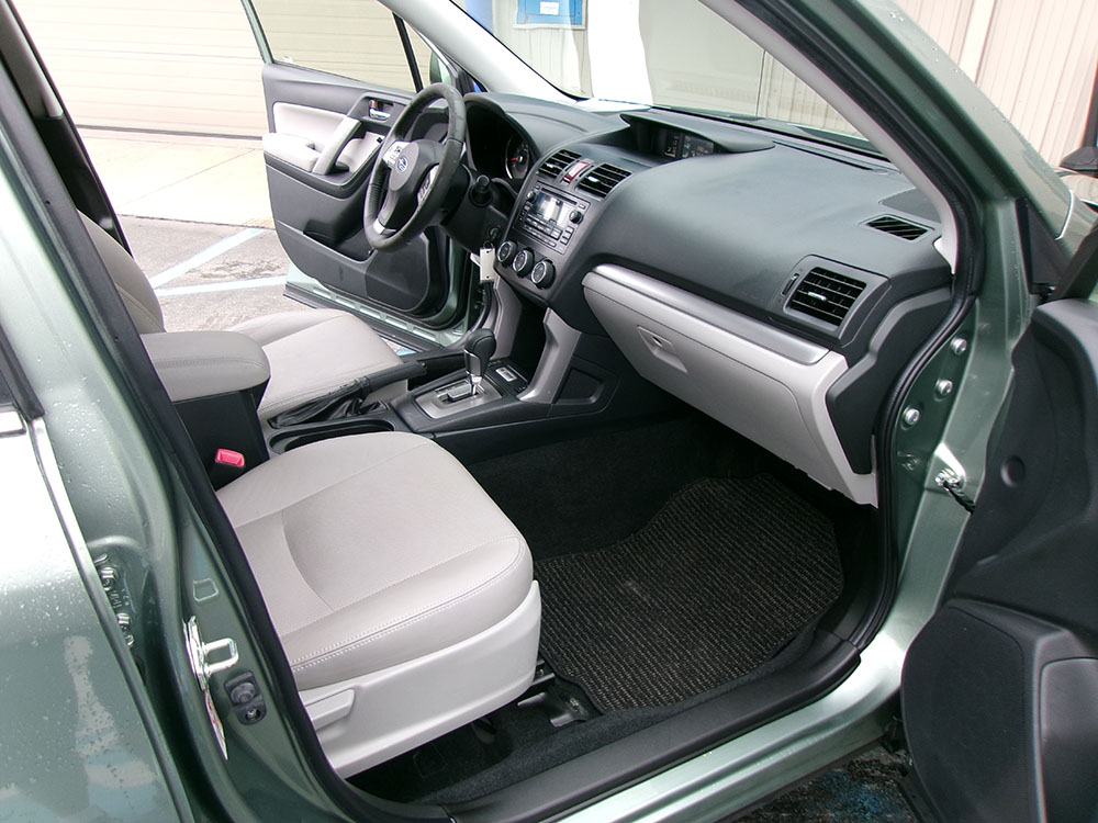 
								SUBARU FORESTER LIMITED full									
